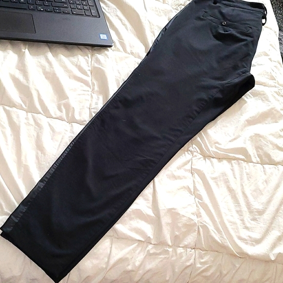 Lululemon Pants - Picture 5 of 6